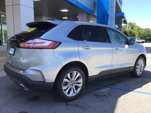Used 2021 Ford Edge Titanium AWD/4WD image 6