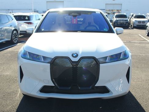 New 2026 BMW iX xDrive45 w/ Premium Package image 2