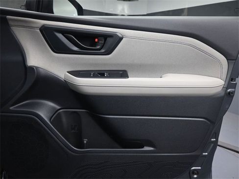 Used 2025 Subaru Forester Premium w/ Convenience Package #1 image 29