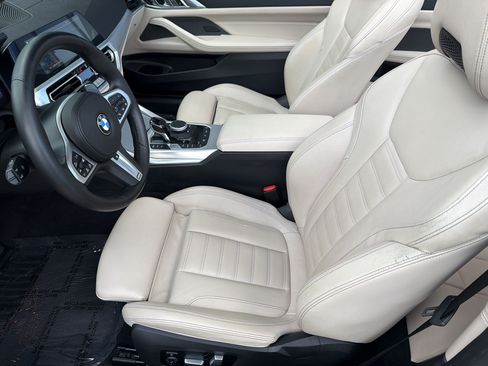 Used 2022 BMW M440i Convertible RWD image 5