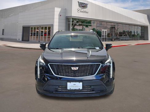 Used 2021 Cadillac XT4 Sport AWD/4WD image 2