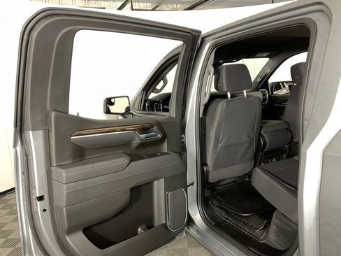 Used 2025 GMC Sierra 1500 Elevation image 33