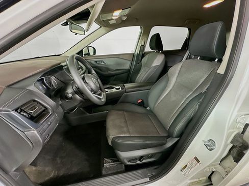 Used 2021 Nissan Rogue SV AWD/4WD image 27