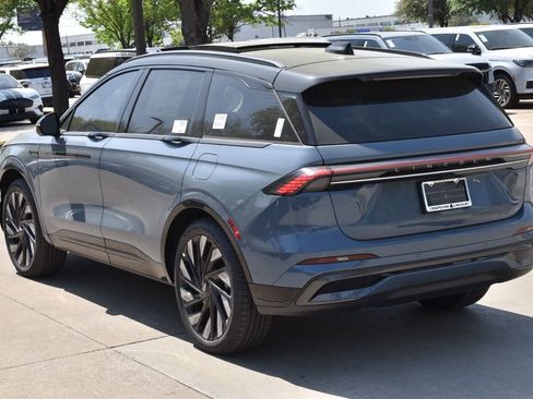 New 2026 Lincoln Nautilus Reserve w/ Jet Appearance Package AWD/4WD image 16