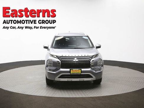 Used 2022 Mitsubishi Outlander SEL image 55