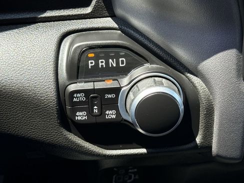 Used 2022 RAM 1500 Big Horn AWD/4WD image 22