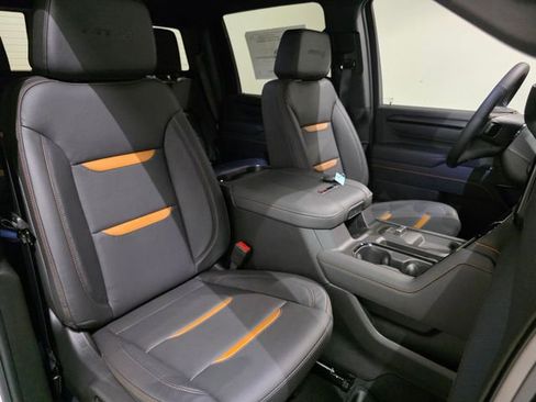 New 2026 GMC Sierra 2500 AT4 w/ AT4 Preferred Package image 33