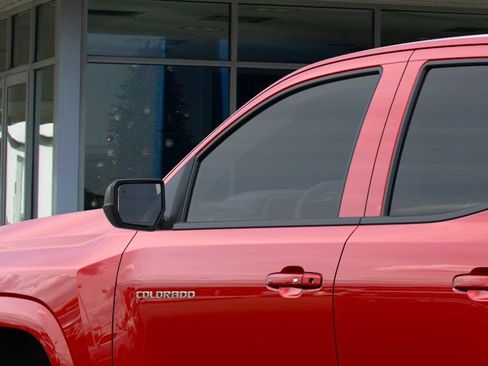 New 2026 Chevrolet Colorado LT RWD image 12