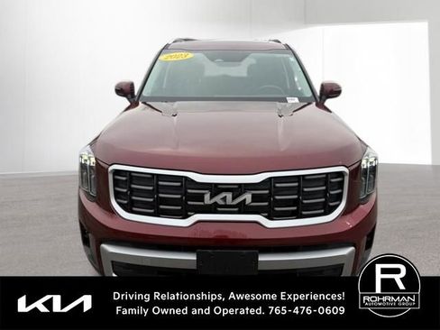 Used 2023 Kia Telluride S w/ S Sunroof Package image 2