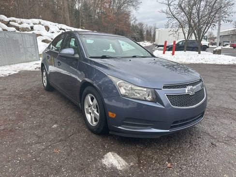 Used 2014 Chevrolet Cruze LT image 7
