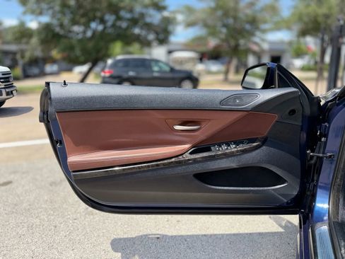 Used 2014 BMW 640i xDrive Convertible image 16