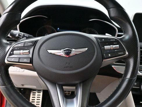 Used 2019 Genesis G70 3.3T Advanced RWD image 17