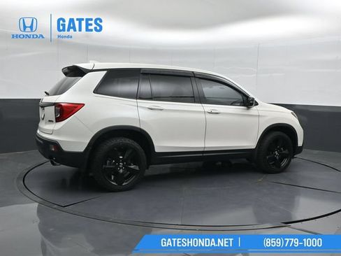 Certified 2019 Honda Passport EX-L image 2