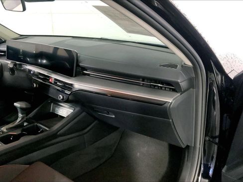 Used 2025 Kia K5 LXS FWD image 16
