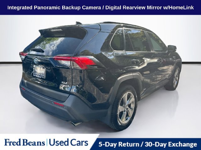 Used 2021 Toyota RAV4 XLE Premium AWD/4WD image 10