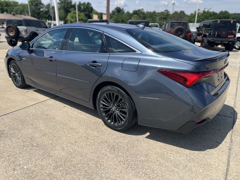 Used 2020 Toyota Avalon XSE w/ All Weather Liner Package FWD image 8
