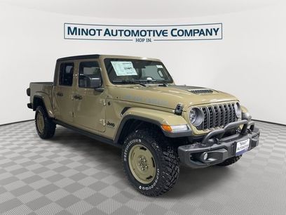 New 2026 Jeep Gladiator Sport