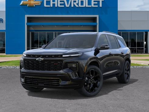 New 2026 Chevrolet Traverse RS w/ LPO, Floor Liner Package AWD/4WD image 6