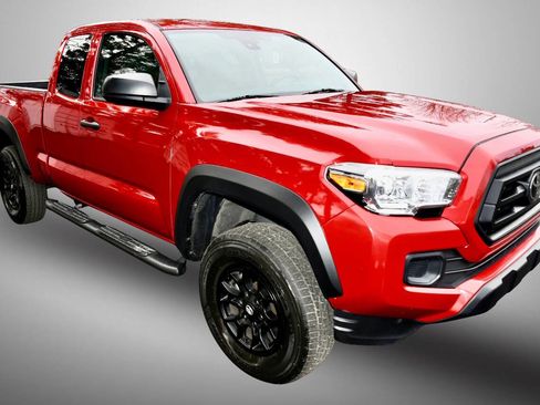 Used 2021 Toyota Tacoma SR5 image 9