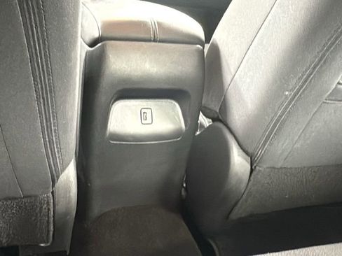 Used 2024 Nissan Sentra SV w/ All-Weather Package FWD image 33