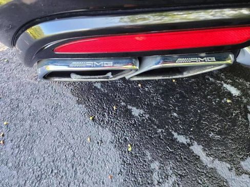 Used 2015 Mercedes-Benz S 63 AMG 4MATIC Sedan image 11