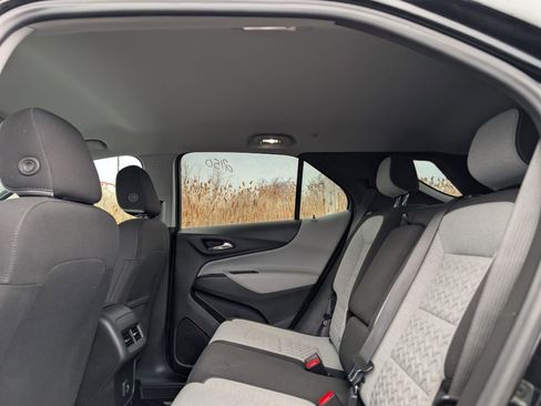 Used 2023 Chevrolet Equinox LS w/ LS Convenience Package image 12