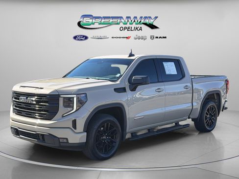 Used 2022 GMC Sierra 1500 Elevation image 3
