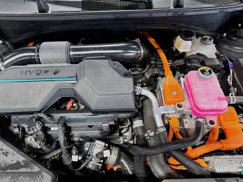 Used 2023 Kia Sportage LX image 9