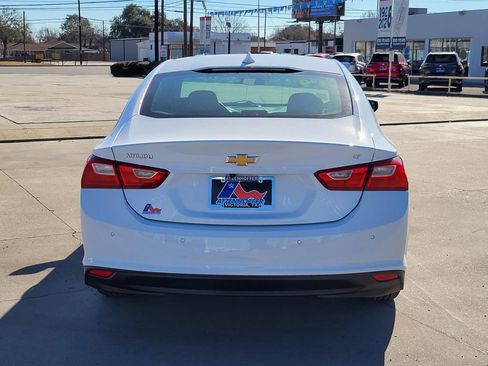 Used 2024 Chevrolet Malibu LT image 6