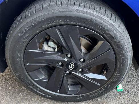 Used 2021 Hyundai Elantra SEL w/ Cargo Package image 26