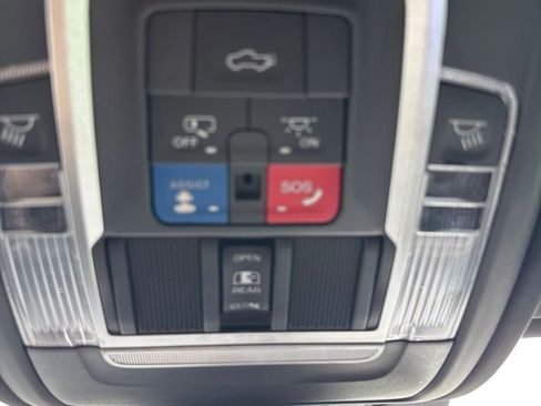 Used 2021 RAM 1500 Laramie w/ Sport Appearance Package AWD/4WD image 12