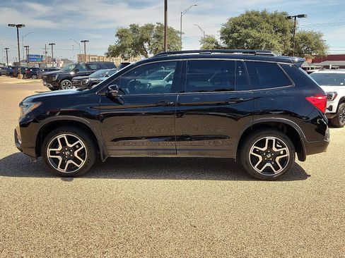 Used 2023 Honda Passport Elite image 2