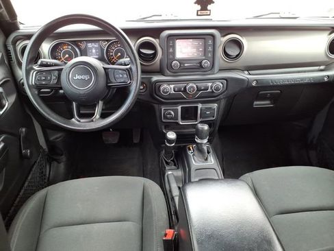 Used 2018 Jeep Wrangler Unlimited Sport AWD/4WD image 6