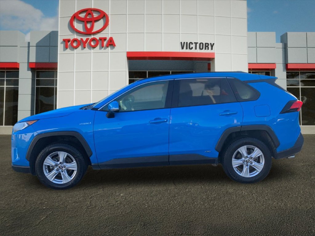 Used 2020 Toyota RAV4 XLE w/ Convenience Package AWD/4WD image 6