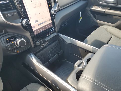 New 2026 RAM 1500 Big Horn image 33