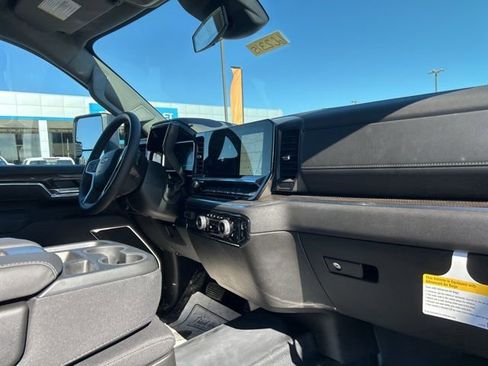 New 2026 Chevrolet Silverado 3500 LT w/ Convenience Package image 39