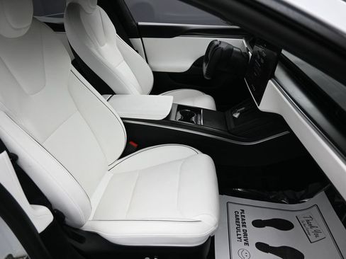 Used 2022 Tesla Model S Plaid AWD/4WD image 14