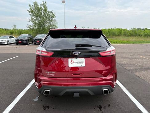 Used 2019 Ford Edge ST w/ Equipment Group 401A AWD/4WD image 3