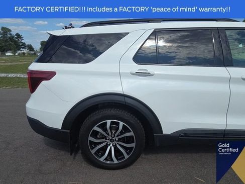 Certified 2022 Ford Explorer ST-Line AWD/4WD image 10