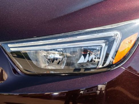 Used 2018 Buick Encore Preferred image 8
