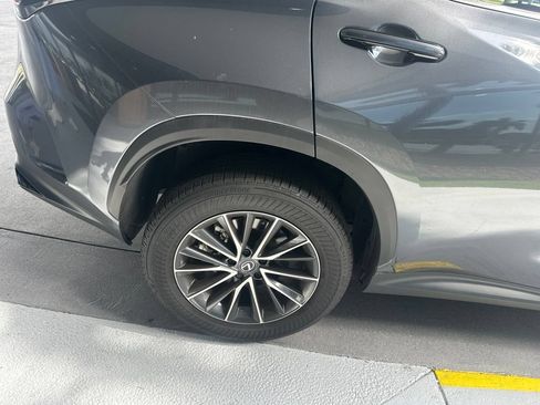 Certified 2025 Lexus NX 250 FWD w/ Accessory Package (Z2) image 12
