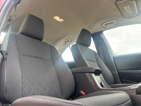 Used 2023 Toyota Corolla LE image 23