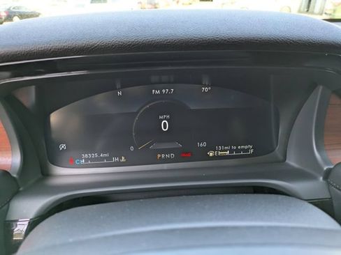 Used 2023 Lincoln Aviator Reserve RWD image 30