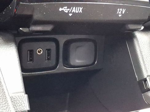 Used 2022 Buick Encore Preferred w/ Safety Package image 25