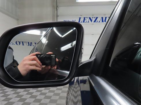 Used 2025 Mercedes-Benz GLS 450 4MATIC image 60