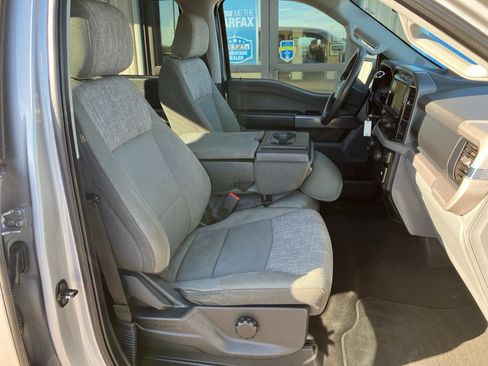 Used 2023 Ford F150 XLT w/ Trailer Tow Package image 11