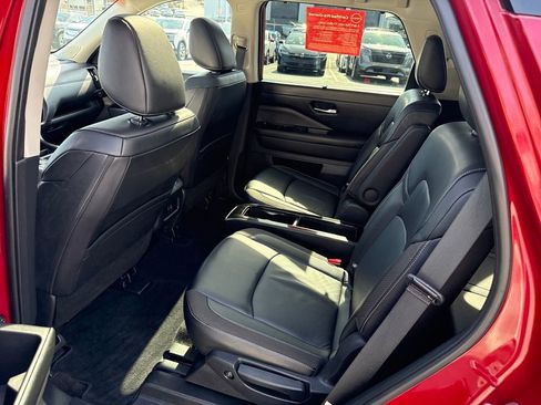 Used 2024 Nissan Pathfinder SL w/ SL Premium Package image 26