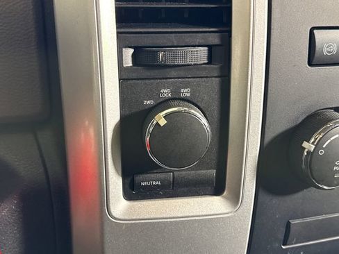Used 2012 RAM 2500 Big Horn AWD/4WD image 29