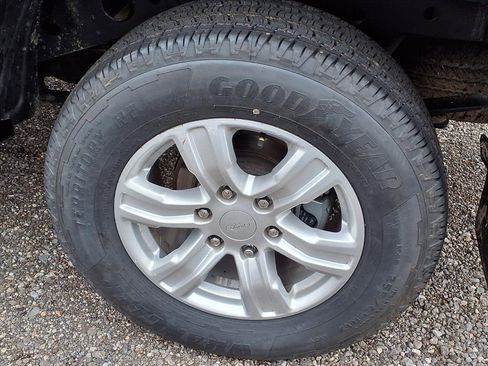 Used 2023 Ford Ranger XLT image 7