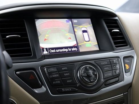 Used 2020 Nissan Pathfinder SL image 20